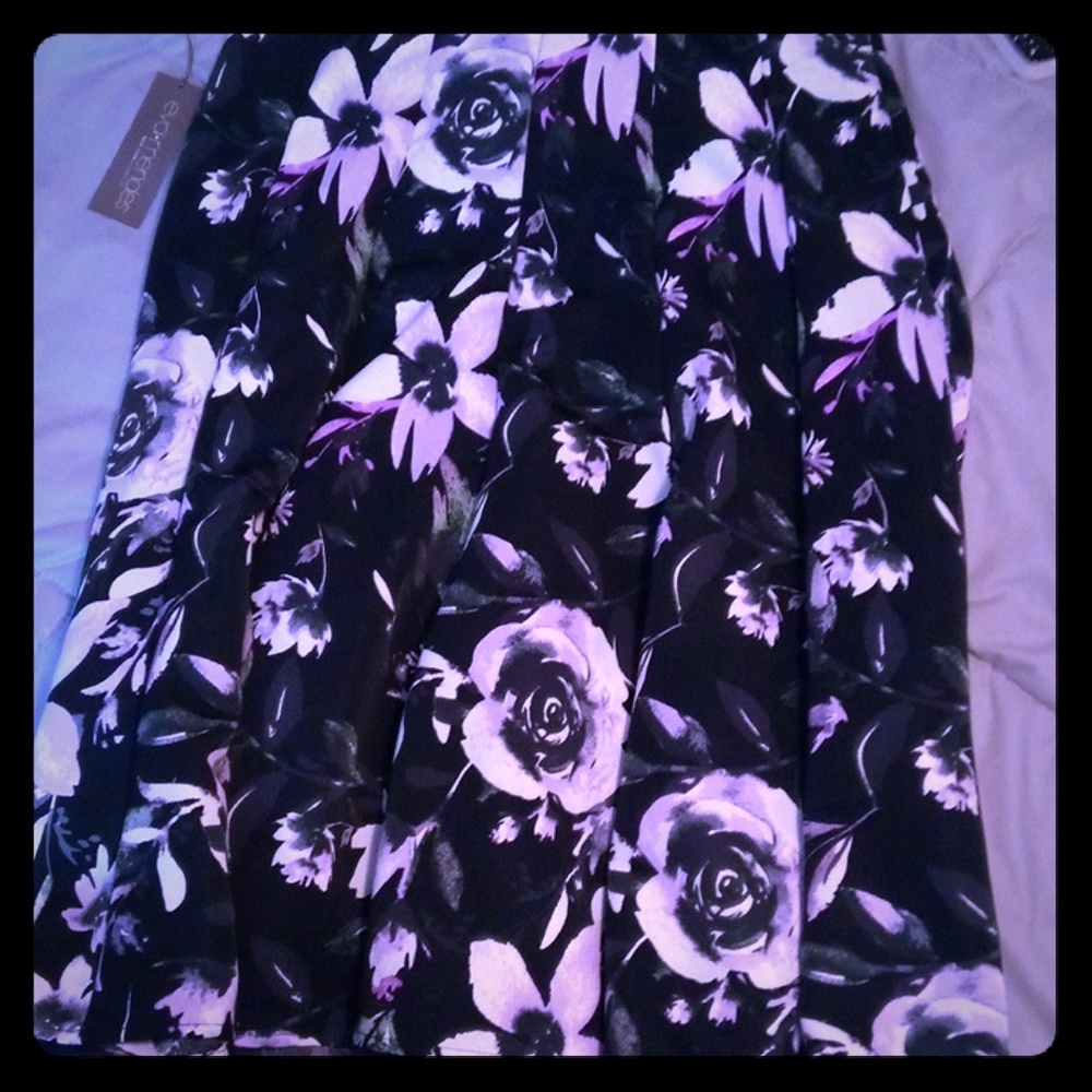 Full skirt